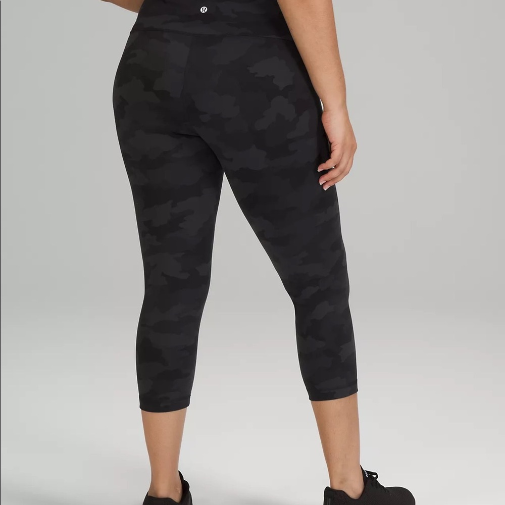 Lululemon Align 21” crop leggings